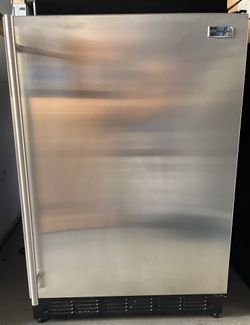 GE Monogram Refrigerator 