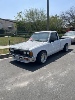1985 Nissan 720