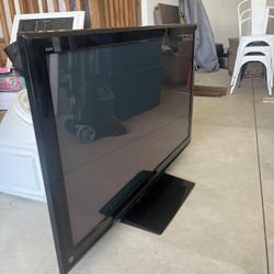 Panasonic 50” Tv