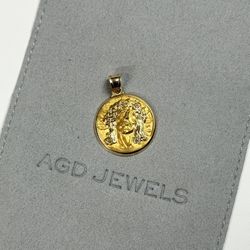 14kt Yellow Gold Face of Jesus Pendant