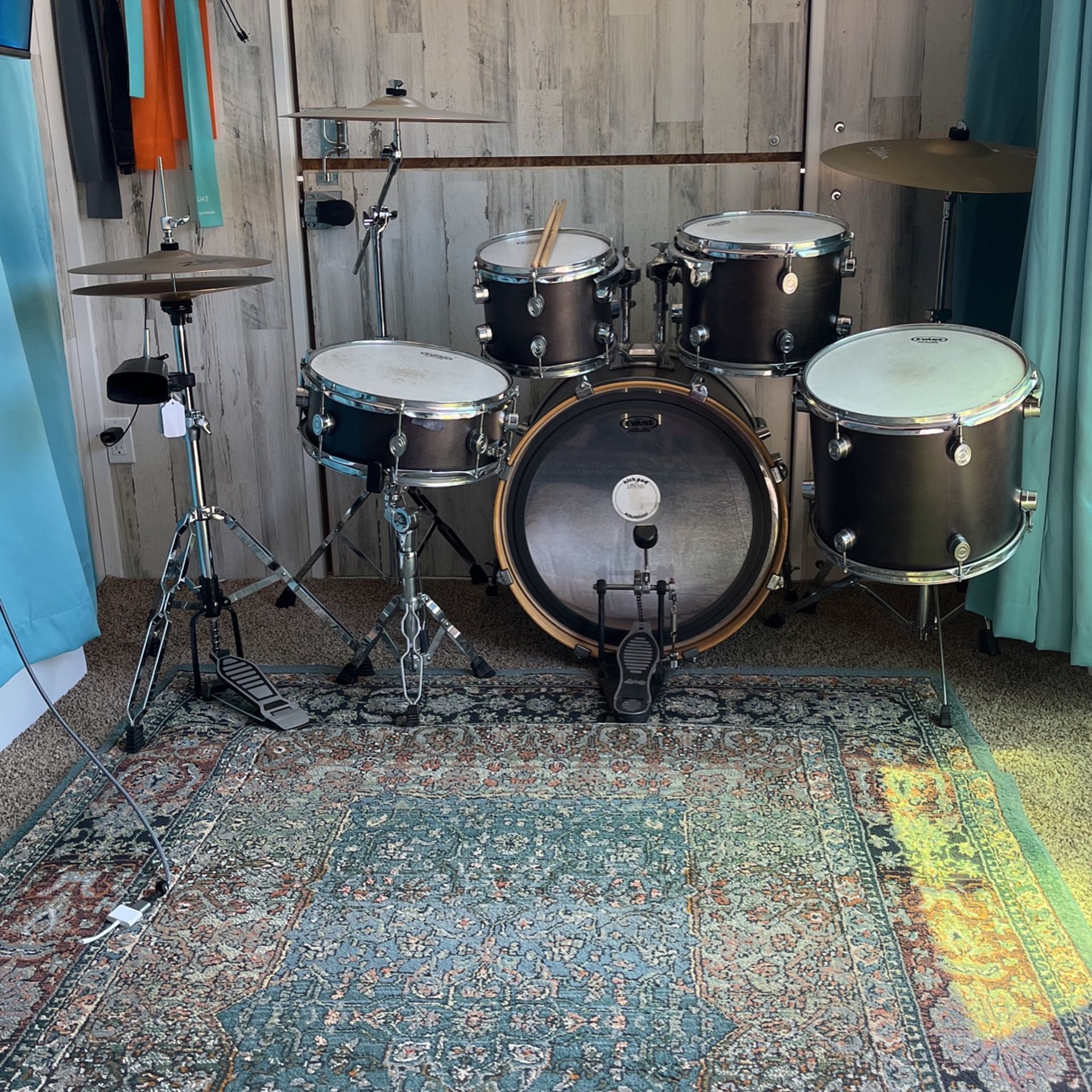 5 Piece PDP Drum Set With 3 Zildjian Symbols, Throne and Cowbell!