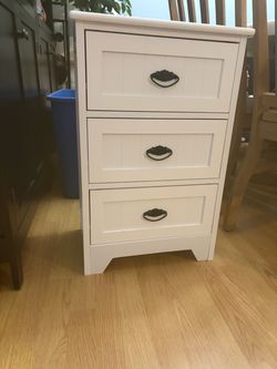 White 3-Drawer White Nightstand with Metal Handles