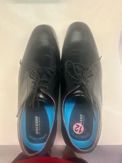 Dress shoes
