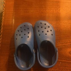 Blue Crocs Youth Size 4