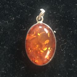 Vintage Sterling Silver And Amber Pendant - I Don’t Clean My Silver - All Tested
