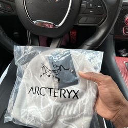 Arc’teryx Beanie 