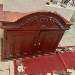 Short Nice Cabinet Wide 4F High 39 Dep 2F