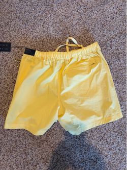 Men’s  VRST relaxed fit short large