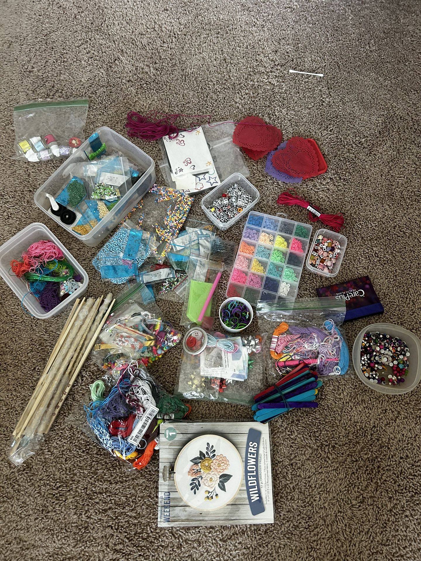 Arts And Crafts Supplies