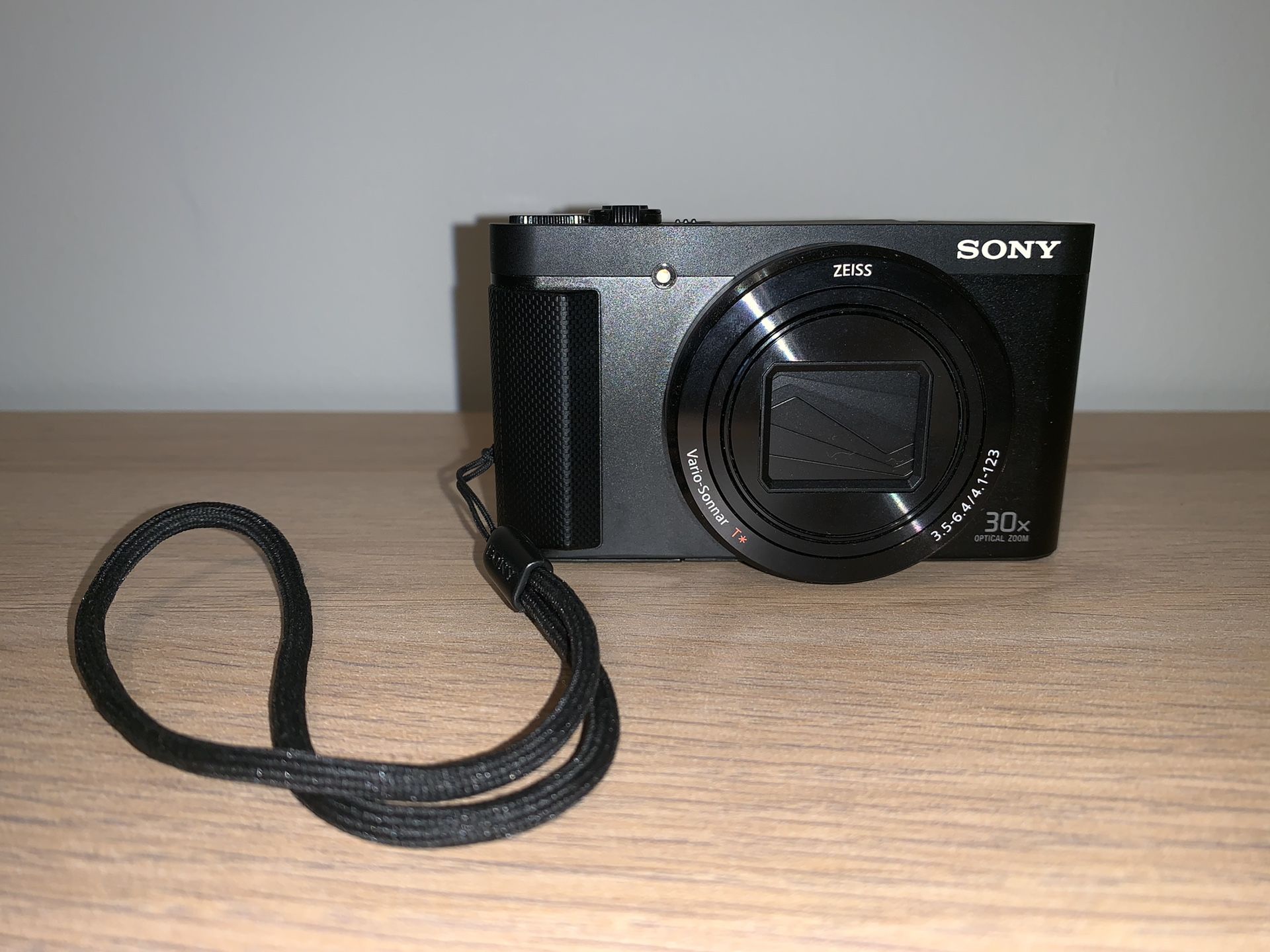 Sony Cybershot Dsc HX80 Camera