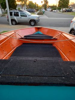 Valco Aluminum Boat With Room In The Middle.