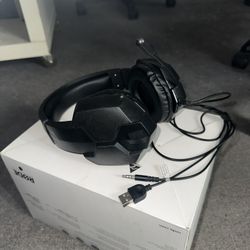 Gaming Earbuds with Microphone