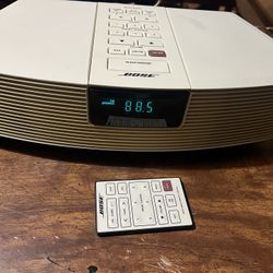 Bose Wave Radio with Alarm Clock & Remote # AWR1-1W Works, Tested, White 