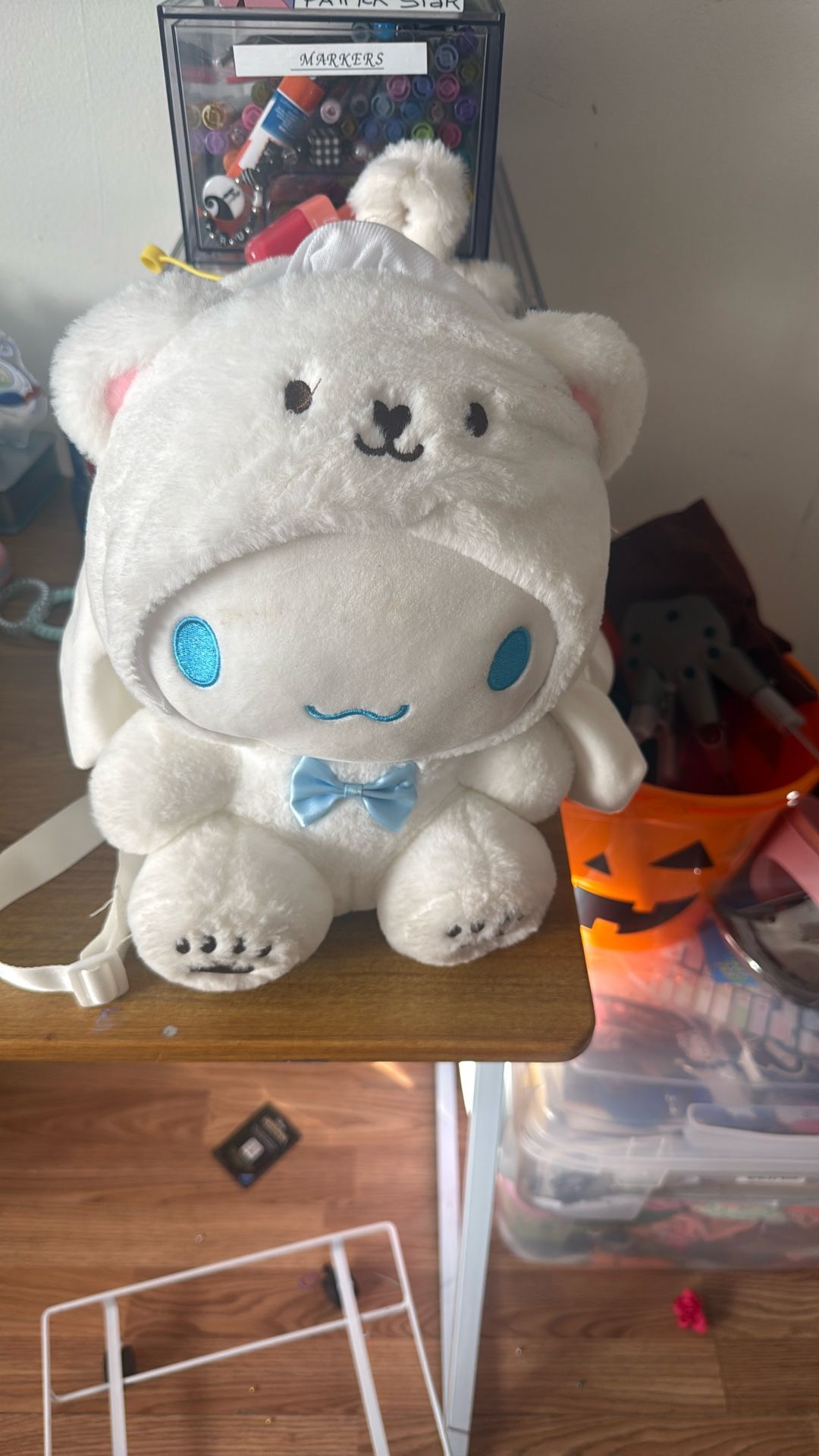 Cinnamon roll teddy bear backpack