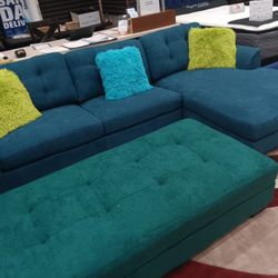 *Now Available*---Biscayne Bold Green Fabric Sectional Sofa W/Ottoman---Only $899---Delivery And Easy Financing Available 