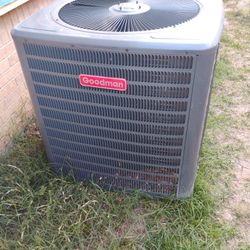 2019 5 Ton Goodman Heat pump 