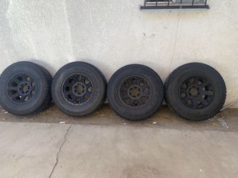 Tires lt285/70/r17