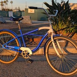 Schwinn Beach Cruiser Rides Well Smooth Bike 26" Wheels & White Wall Tires 