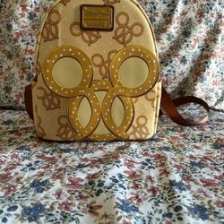 Pretzel Mickey Loungefly