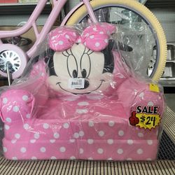 Disney Minnie Mouse Out Chair, Toddler, Pink Polyester