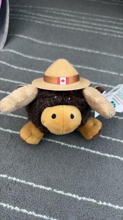 4.5-inch Mountie Moose Plush Toy