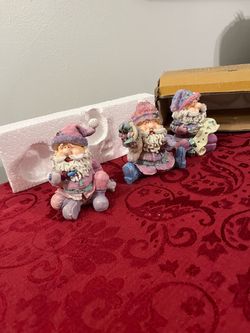 Set of 3 Santa Claus Resin Figurines