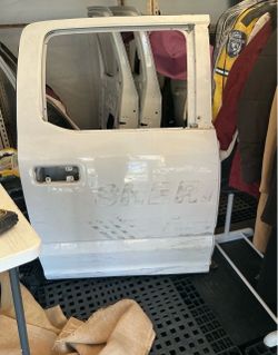 2011–2019 Ford Explorer / Police Interceptor Utility rear door.