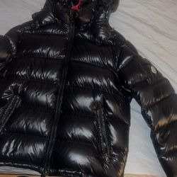 Moncler Size 7 For 250