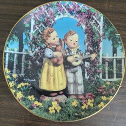 M.I. Hummel 'Little Musicians' Plate