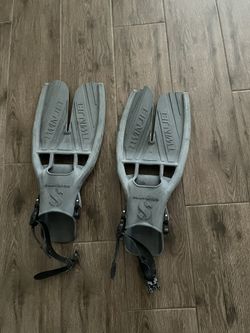 ScubaPro Adjustable Fins Sizes M And XL 