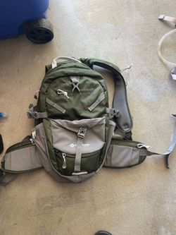 Hiking camel back