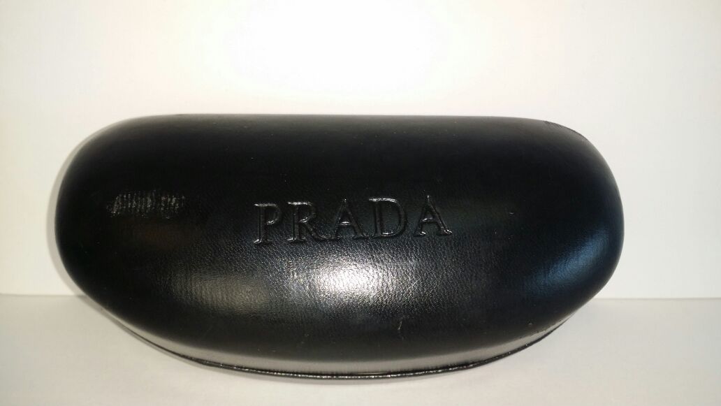 Authenthic Prada Sunglasses ZX 092 for Sale in Fort Lauderdale, FL 