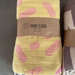 Amazing Sand, Cloud Blankets #savethefishies