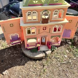 Fisher Price Doll House
