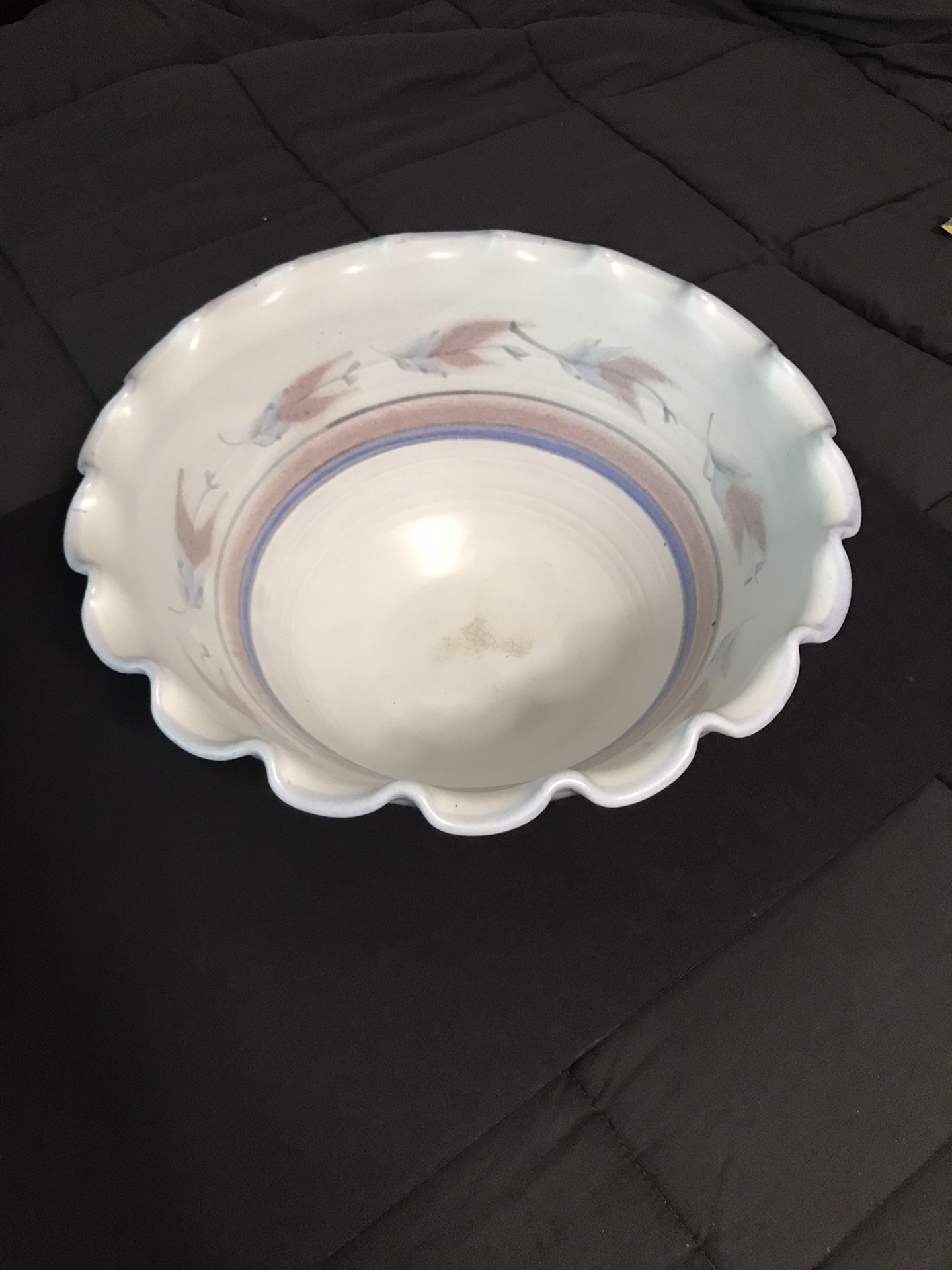 Vintage Stoneware 1992 Decorative 15” Wide 7 1/2” Tall Glazed Mixing Bowl w/ a Ruffled Lip