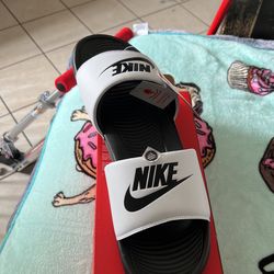 Nike Slides/Sandals