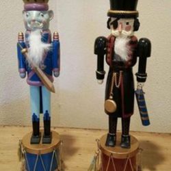 decorative wooden nutcrakers