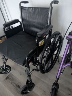 Wheel chair NICE!  Near mint