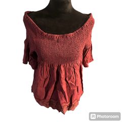 Women’s Xl Square Neck Stretchy Yet Off The Shoulder Red Blouse