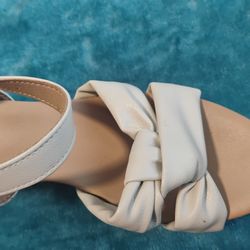 Ivory  Knotted Strap Sandals