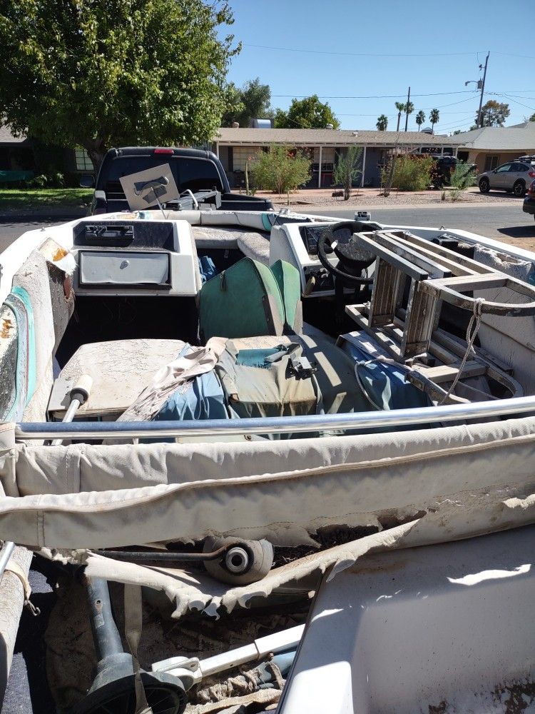 1988 Bayliner Boat