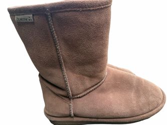 Bearpaw Ugg boots size 9