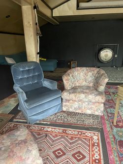 2 Chairs