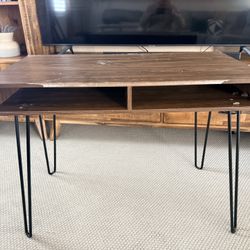 Free Desk