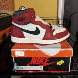 Nike Air Jordan Retro 1 OG Chicago Lost & Found
