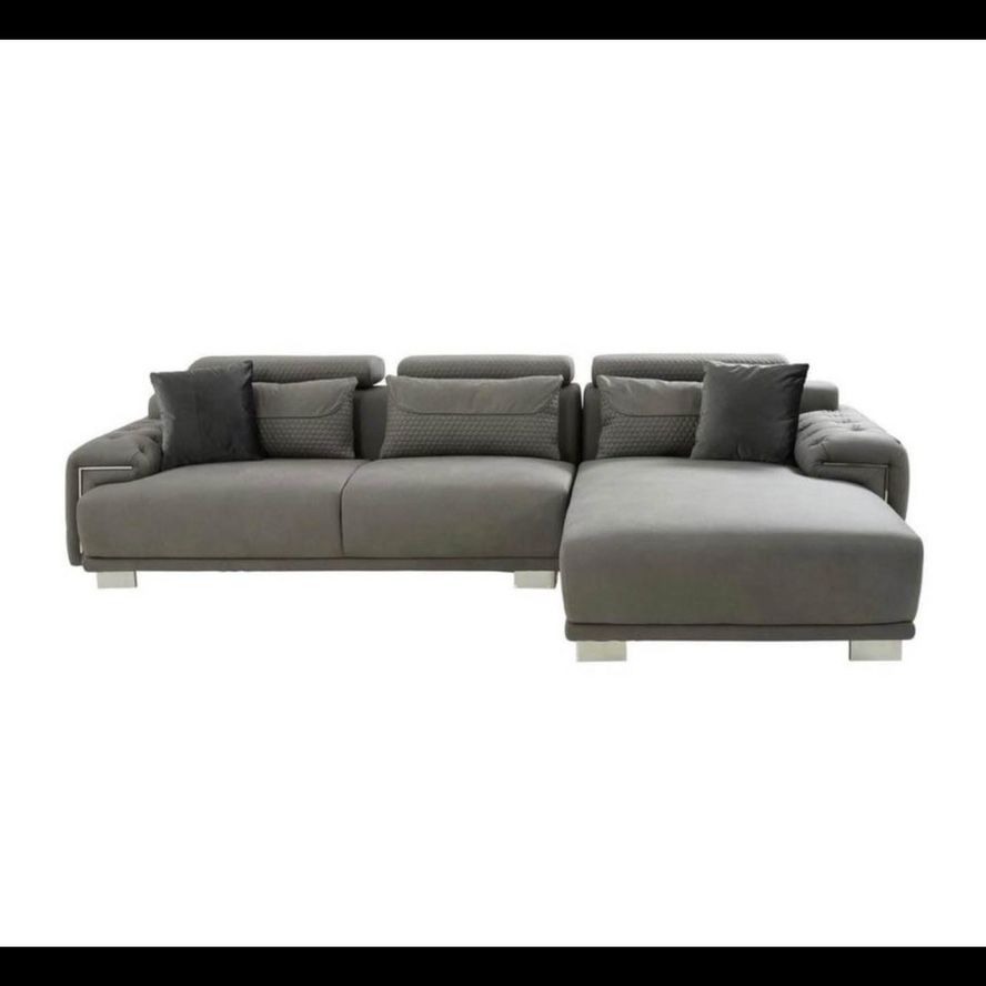 Modern Right Side Chaise Sofa 