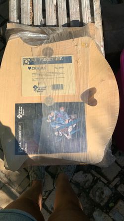 Vintage Solid Base wood Cradle