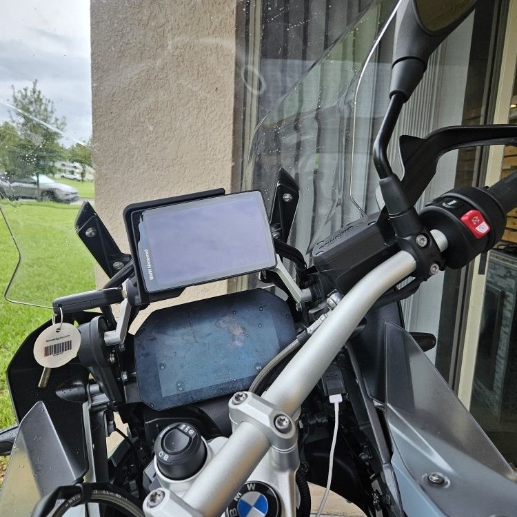 GPS BMW NAVIGATOR VI MOTORRAD for Sale in Kissimmee, FL - OfferUp