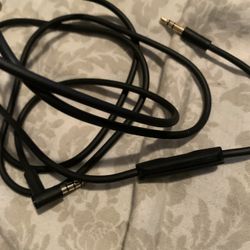 Beats RemoteTalk audio cable