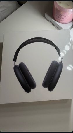 Headphones 🎧